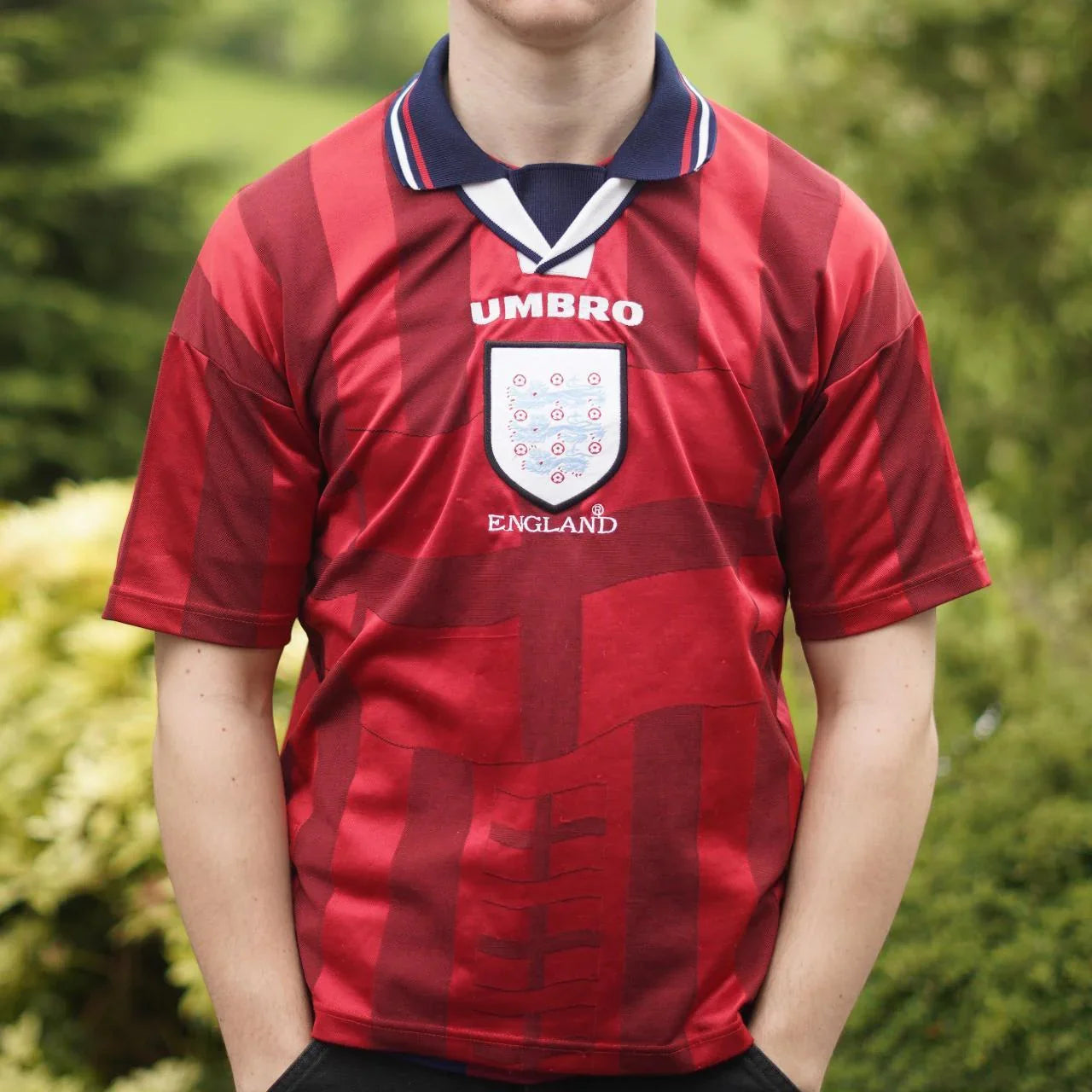 England 1998 Away Retro — France 98 Red That Sent Shivers - Gallery 3