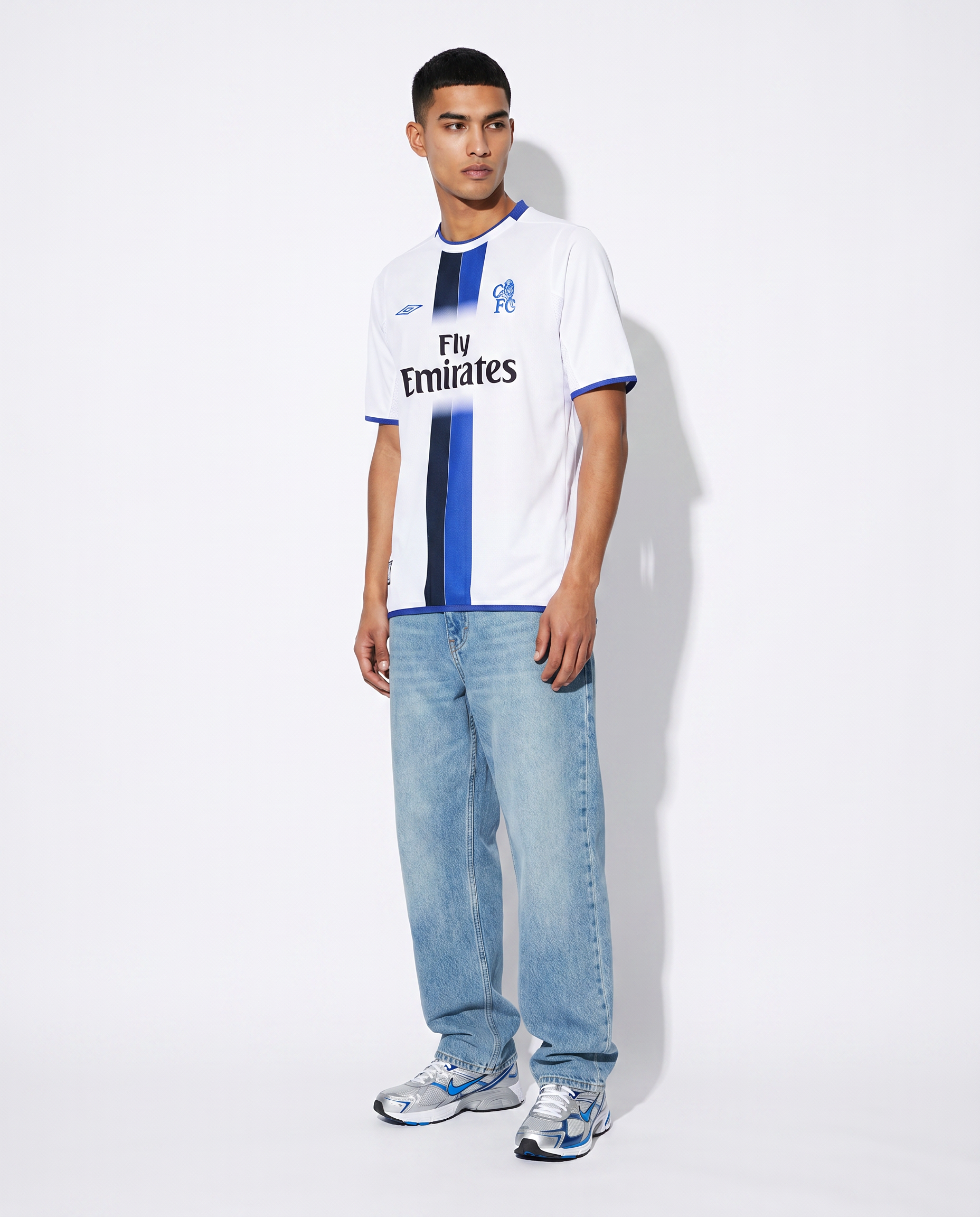Chelsea Away Shirt 2017/18 - Gallery 2
