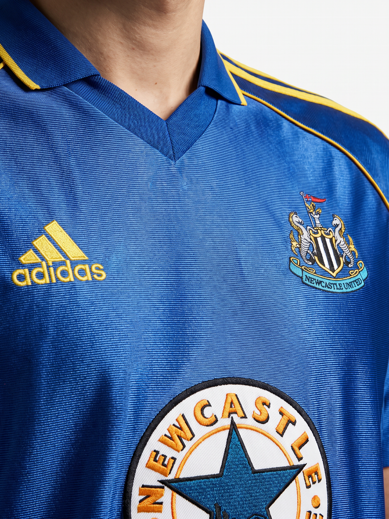 Liverpool Away Retro Shirt 1995/96 - Image 3