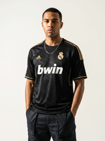 Real Madrid 97/98 Away Retro Jersey — The Black Legend - Thumbnail 1